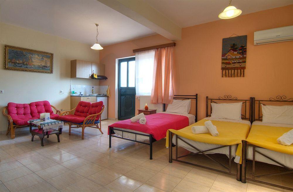 Kelari Studios Amfissa Room photo